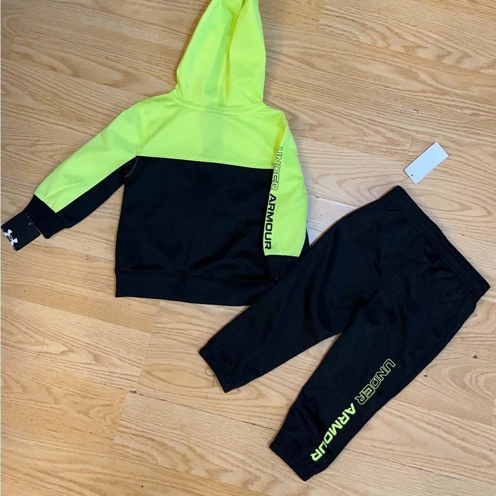 NWT- Under Armour boys' tracksuit design two-piece set - Picture 5 of 9